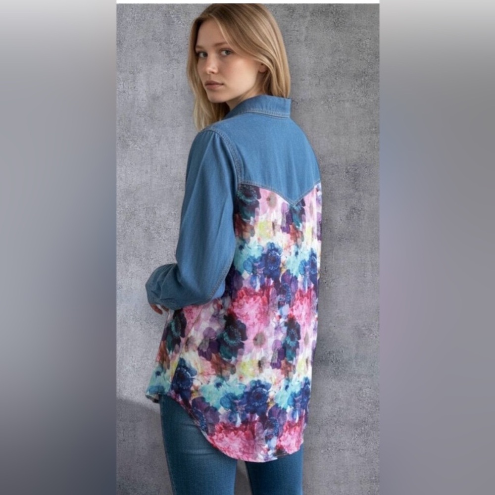 Aratta Silent Journey Chambray Denim Floral Button Up